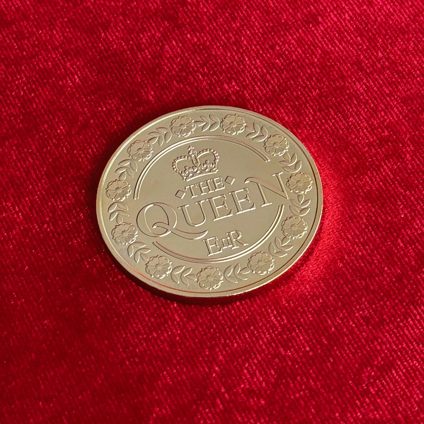 Queen Elizabeth II Gold Commemorative Coins with Gift Box