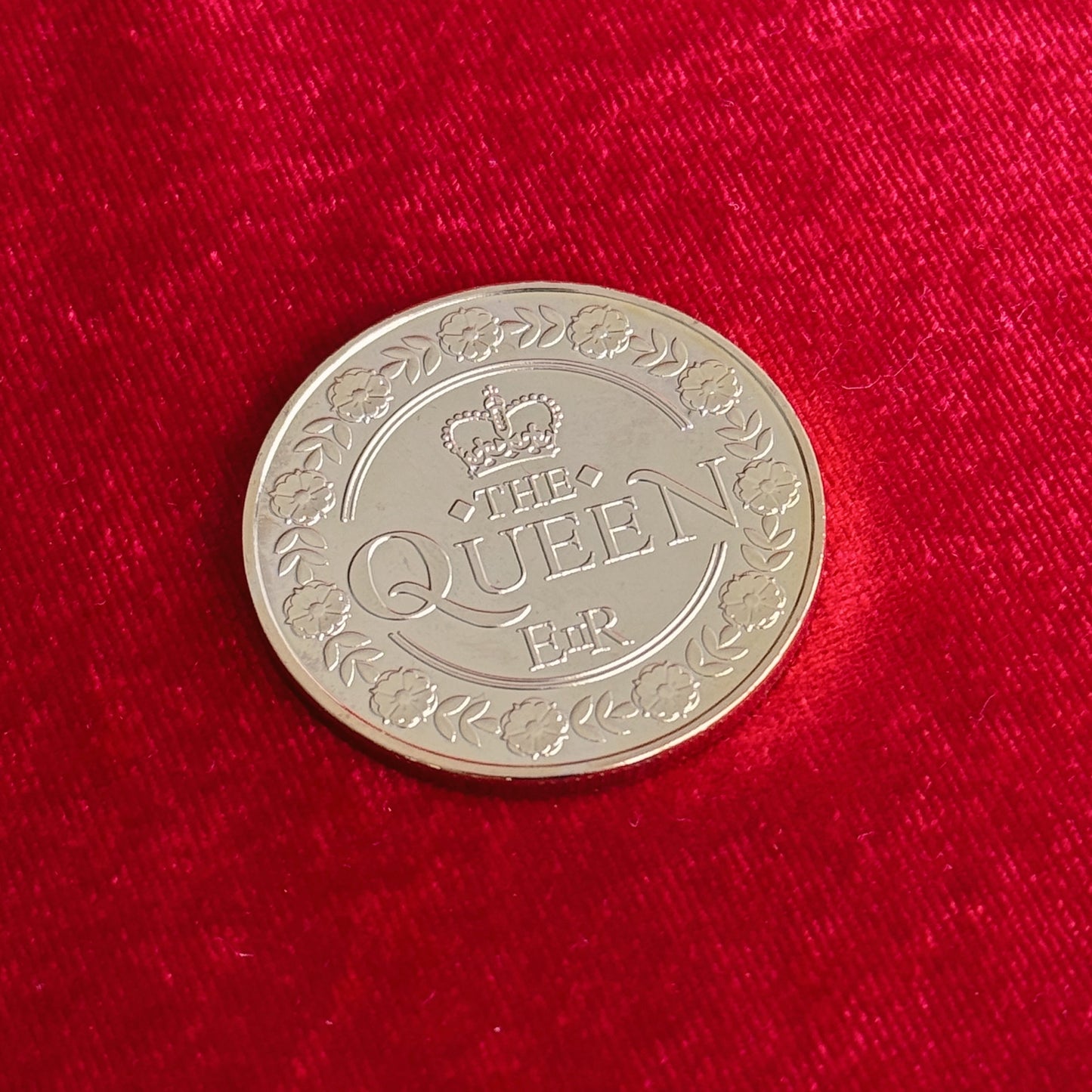 NEW Collection - Queen Elizabeth II Gold Commemorative Coins